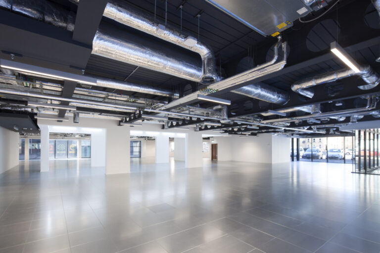 P2014_0519_N46-scaled